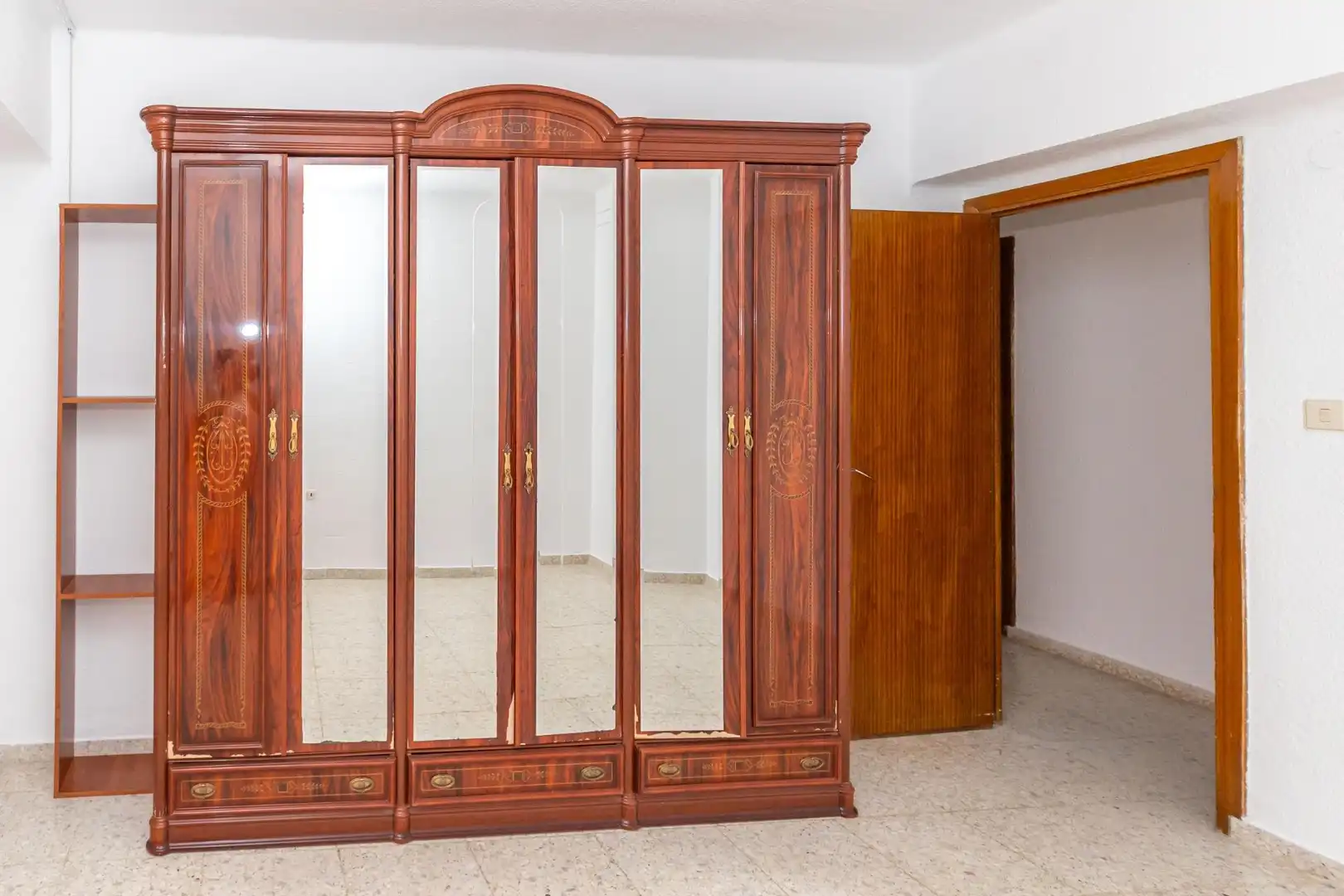 Dormitori de Pis en venda en Guadix amb Balcó