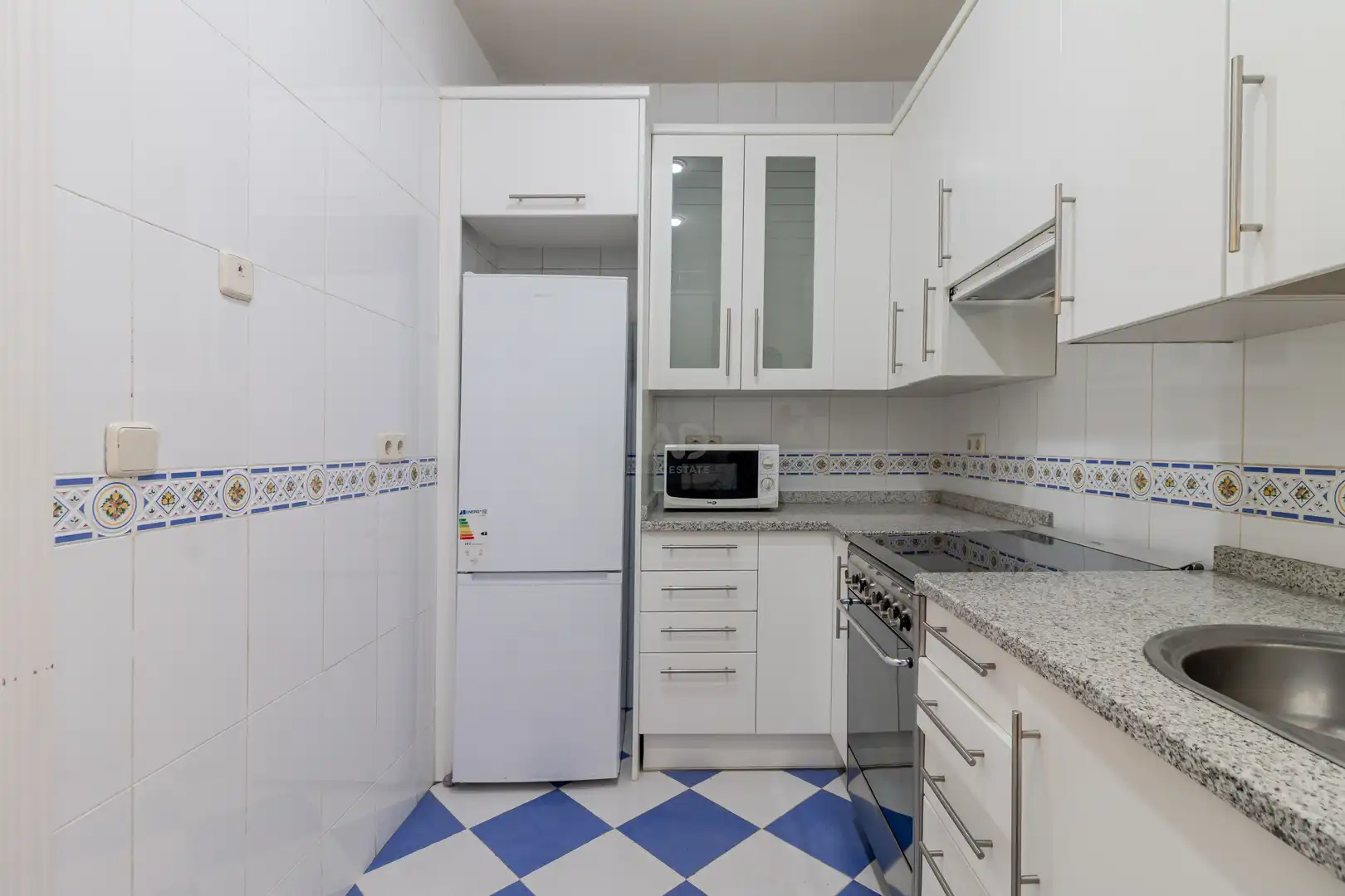 Cocina de Piso en venta en Madrid con Calefacción y Terraza