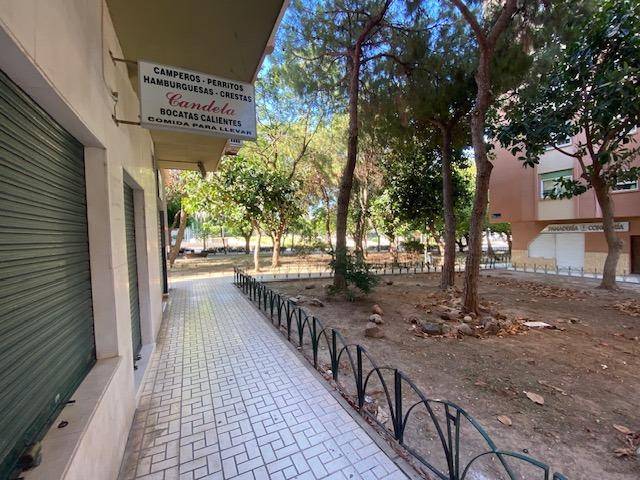 Local comercial en Alquiler en Martiricos - La Roca - La Rosaleda