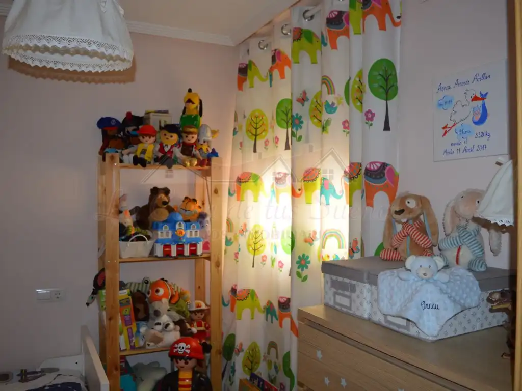 Schlafzimmer von Maisonette zum Verkauf in Elda