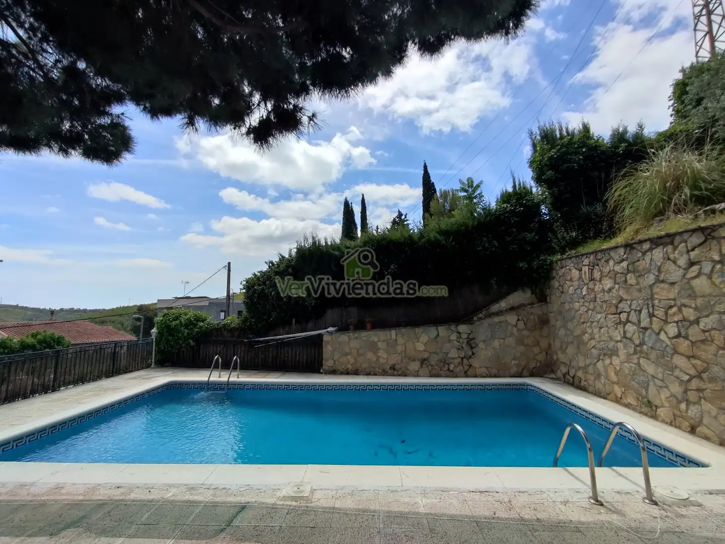 Piscina de Casa o chalet en venta en Vallirana con Calefacción, Jardín privado y Terraza