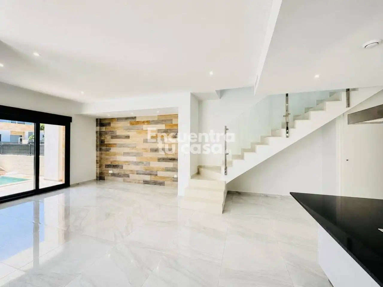 Villa avec piscine à vendre à Calle Milan, imagen 2