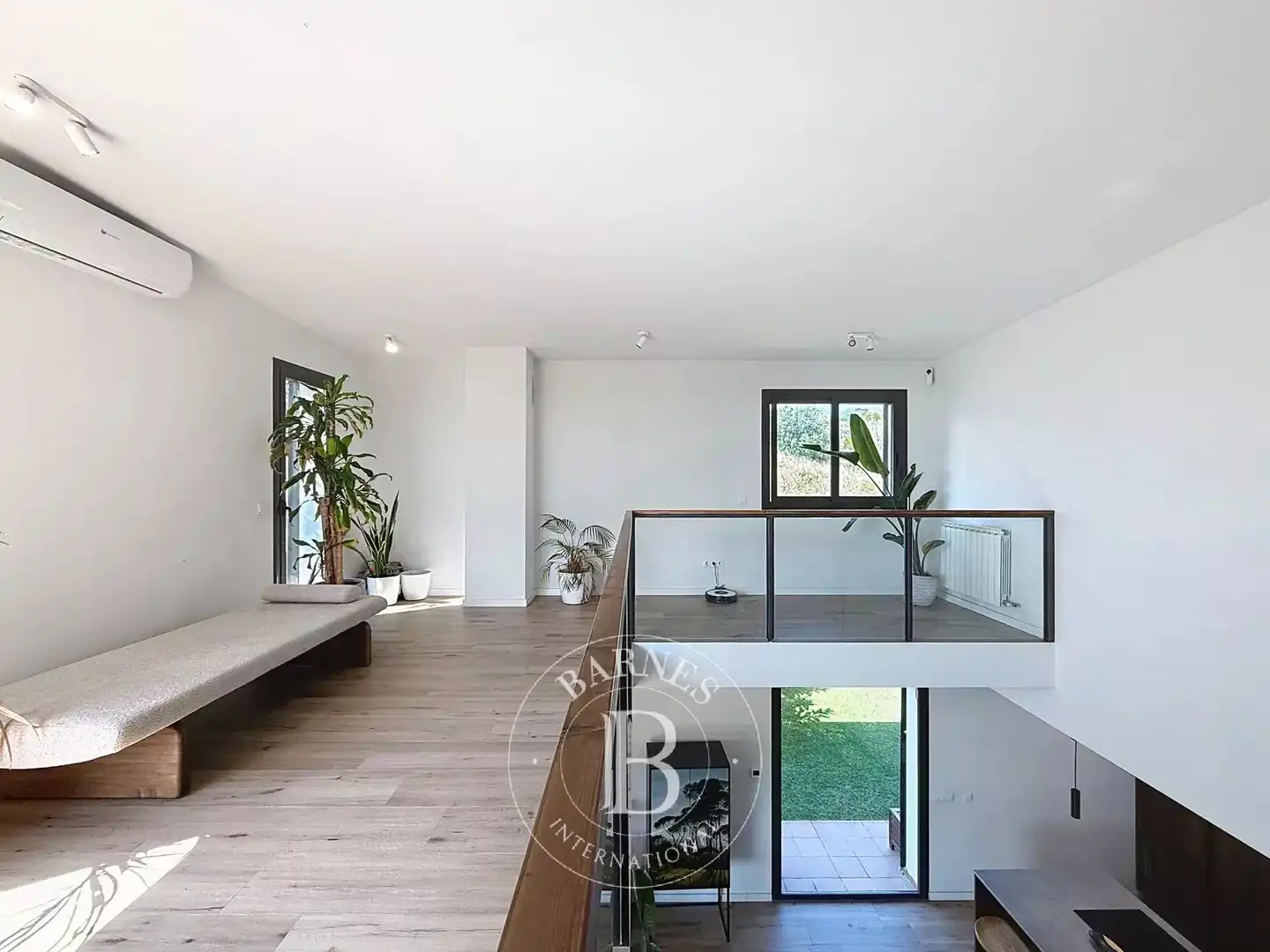 Living room of Houses for sale in Mataró  with Air Conditioner, Heating and Private garden