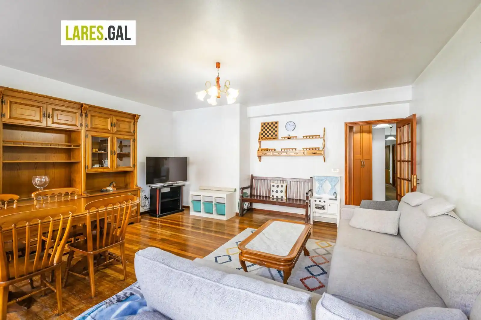 Sala de estar de Piso en venta en Cangas  con Calefacción, Terraza y Trastero