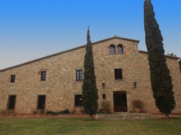 Country house with pool for sale in Golf Costa Brava