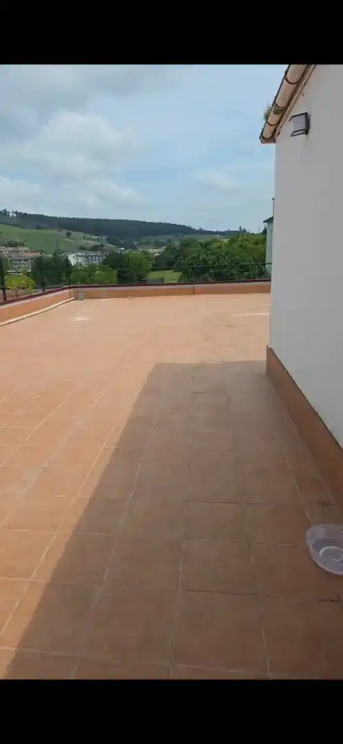 Terrassa de Pis de lloguer en Piélagos amb Parquet, Traster i Moblat
