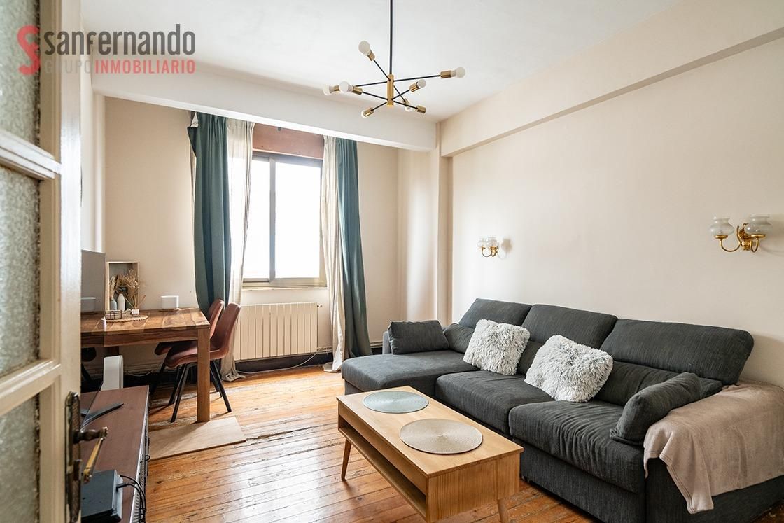 Sala de estar de Piso en venta en Santander con Calefacción y Parquet