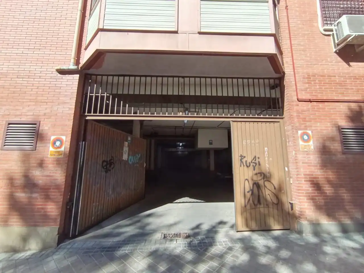 Dúplex en venda a De Candilejas, Palomeras Bajas