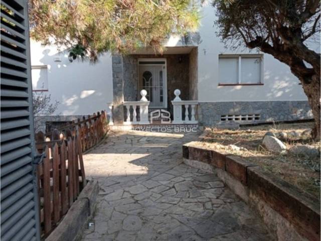 Casa-chalet en Venta en Can Parellada