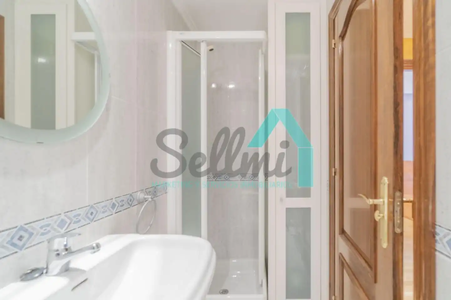 Bathroom of Flat for rent in Ería - Masip