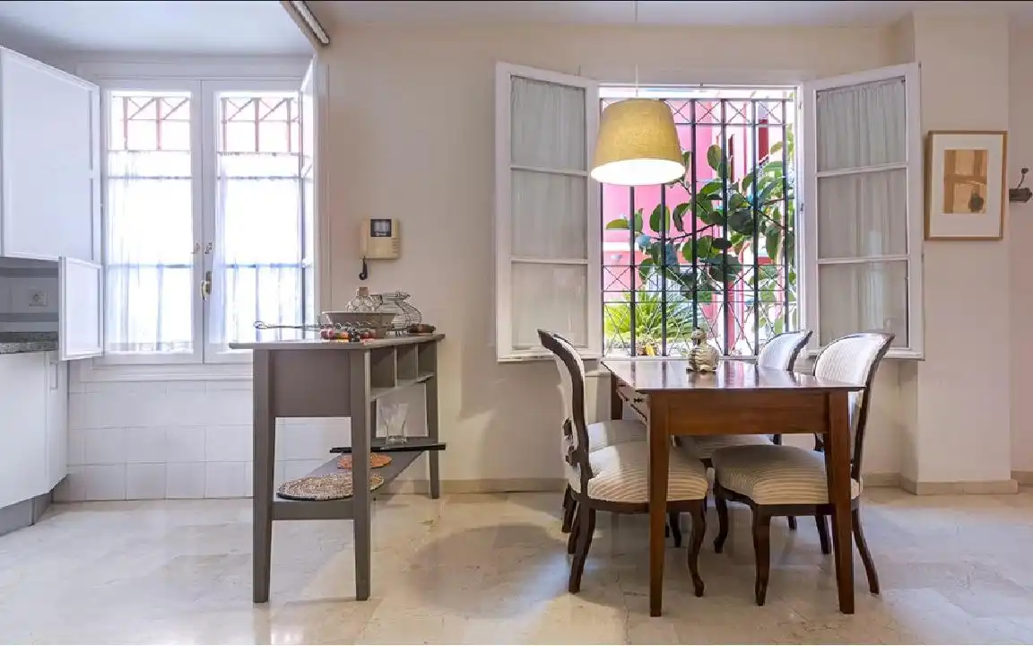 Comedor de Apartamento en venta en Sevilla con Piscina comunitaria