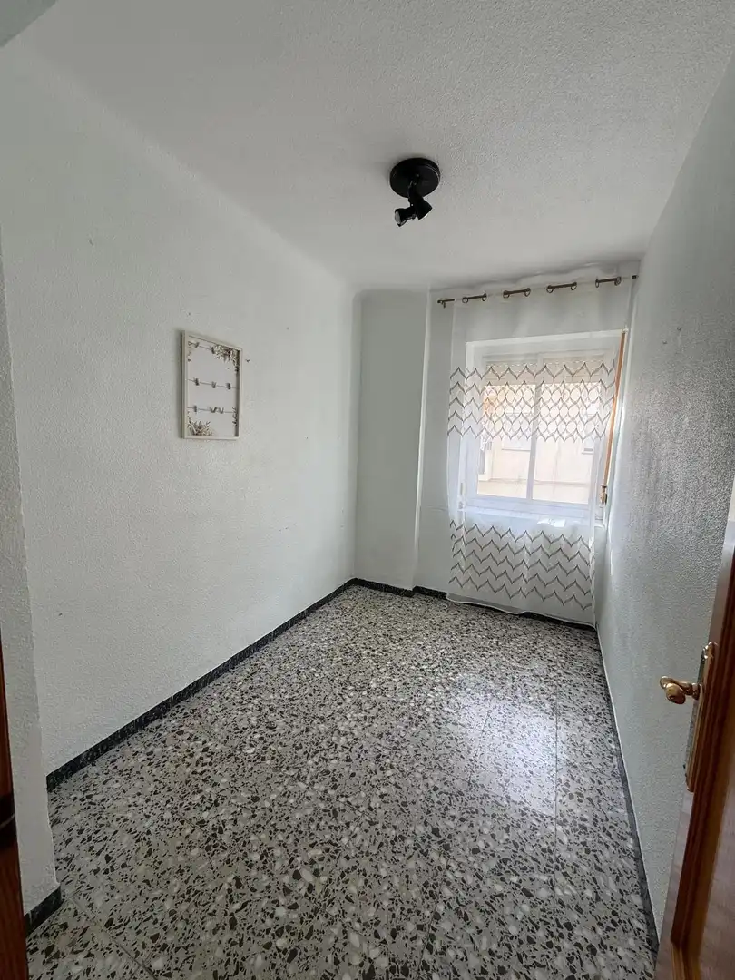 Habitación de Piso en venta en Petrer con Aire acondicionado y Balcón