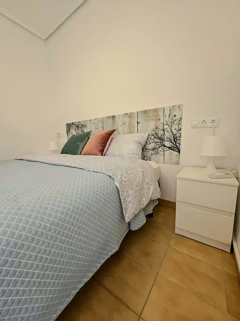 Habitación de Casa adosada en venta en Santa Pola con Aire acondicionado, Calefacción y Terraza