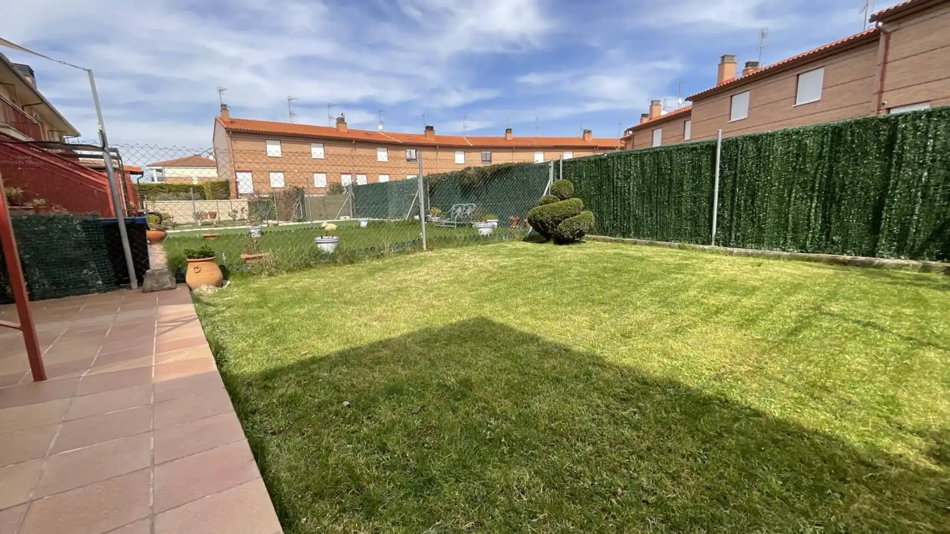 Jardí de Casa adosada en venda en Alesanco amb Calefacció, Jardí privat i Parquet