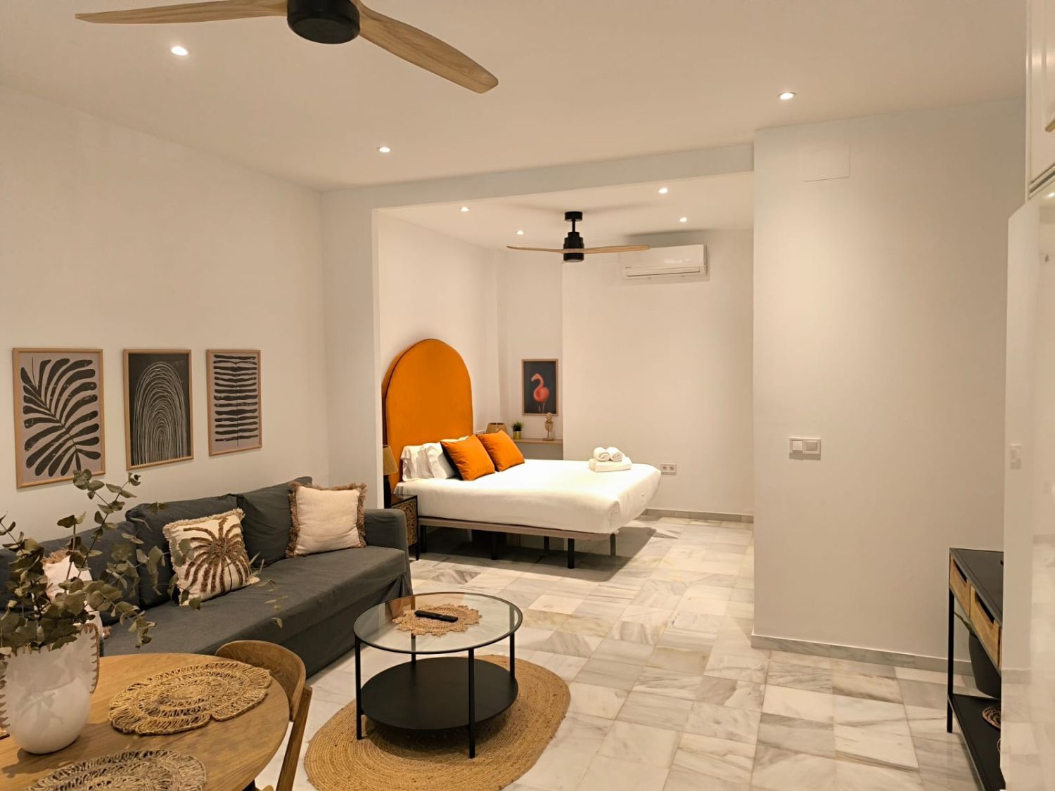 Schlafzimmer von Wohnung miete in  Sevilla Capital mit Klimaanlage und Möbliert