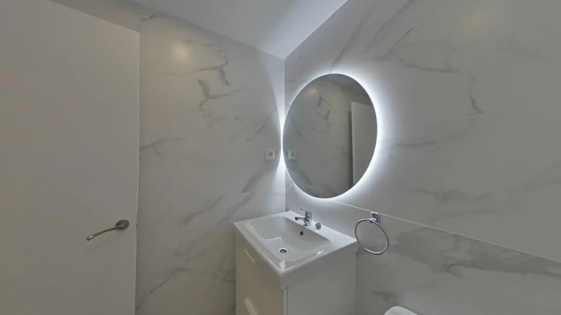Badezimmer von Wohnung zum Verkauf in Madrid mit Heizung, Terrasse und Ofen