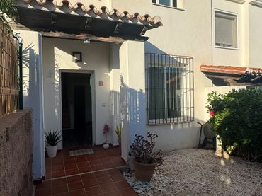 Casa a schiera con piscina in vendita a Calle Carreras 1