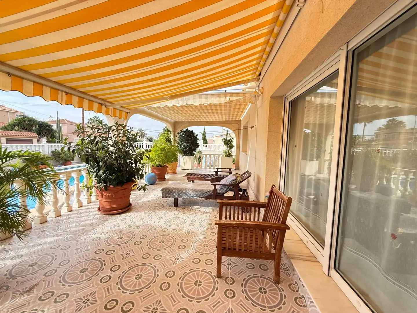 Villa con piscina in vendita a Zona Carrefour - Urbanizaciones, imagen 27