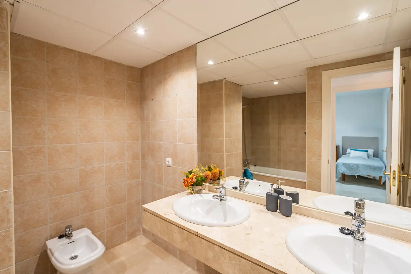 Badezimmer von Maisonette zur Miete in Estepona mit Klimaanlage, Heizung und Terrasse