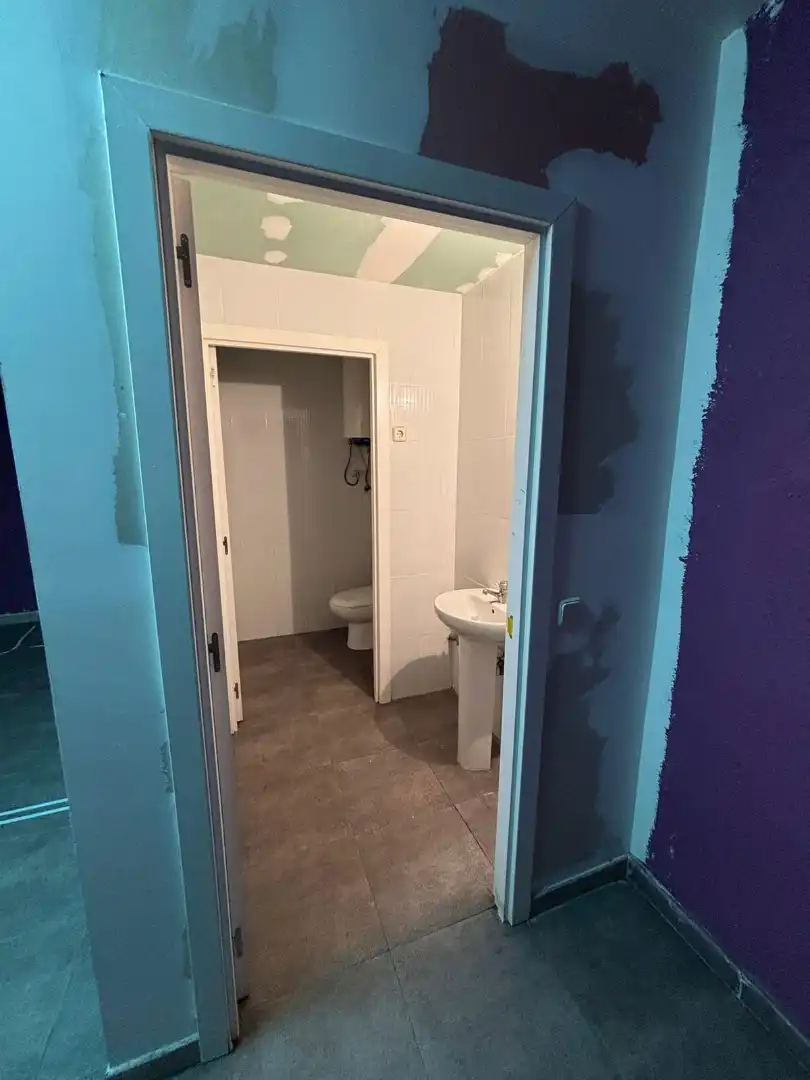 Badezimmer von Geschaftsraum zum Verkauf in Madrid