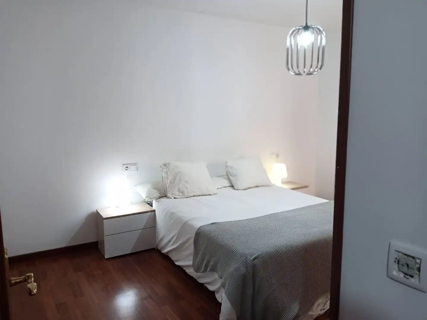 Habitación de Piso de alquiler en Arteixo con Calefacción, Parquet y Amueblado