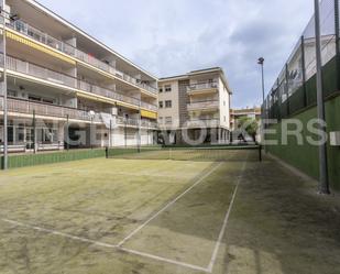 Vista exterior de Apartament en venda en Castelldefels amb Piscina i Balcó