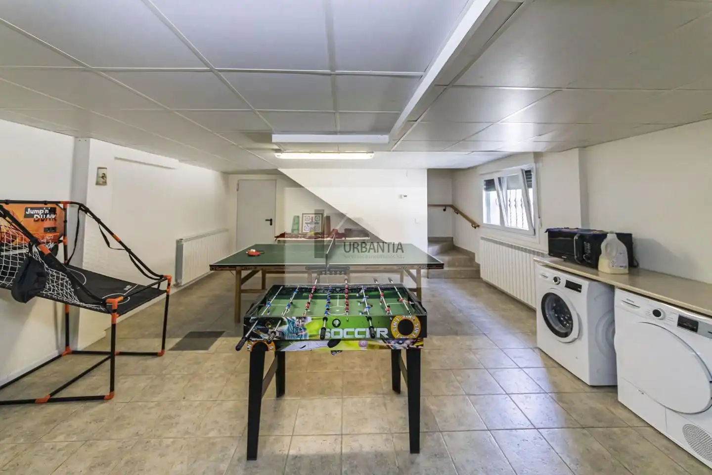 Casa adosada en venta en Cendea de Olza / Oltza Zendea con Calefacción, Jardín privado y Parquet
