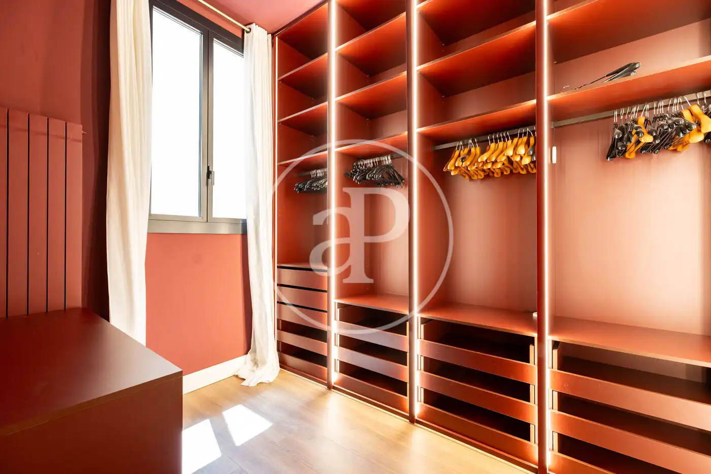 Schlafzimmer von Wohnung zur Miete in Barcelona mit Klimaanlage, Heizung und Möbliert