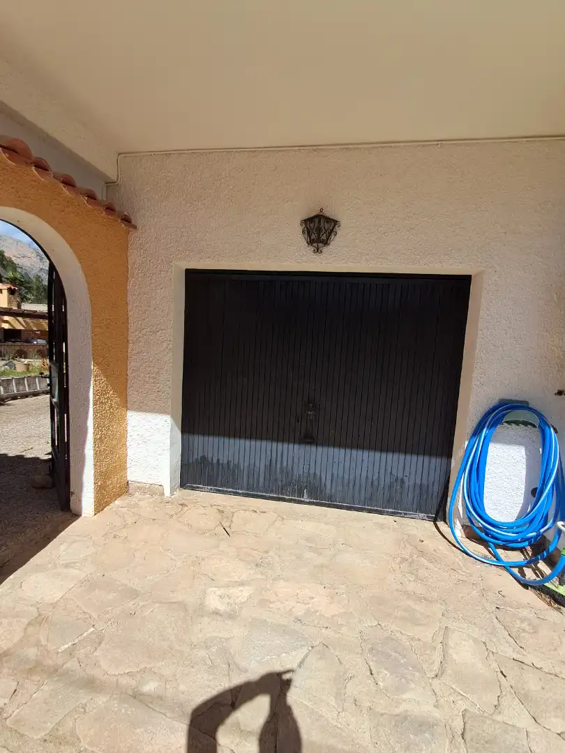 Parking de Casa o chalet en venta en La Nucia con Jardín privado, Terraza y Horno