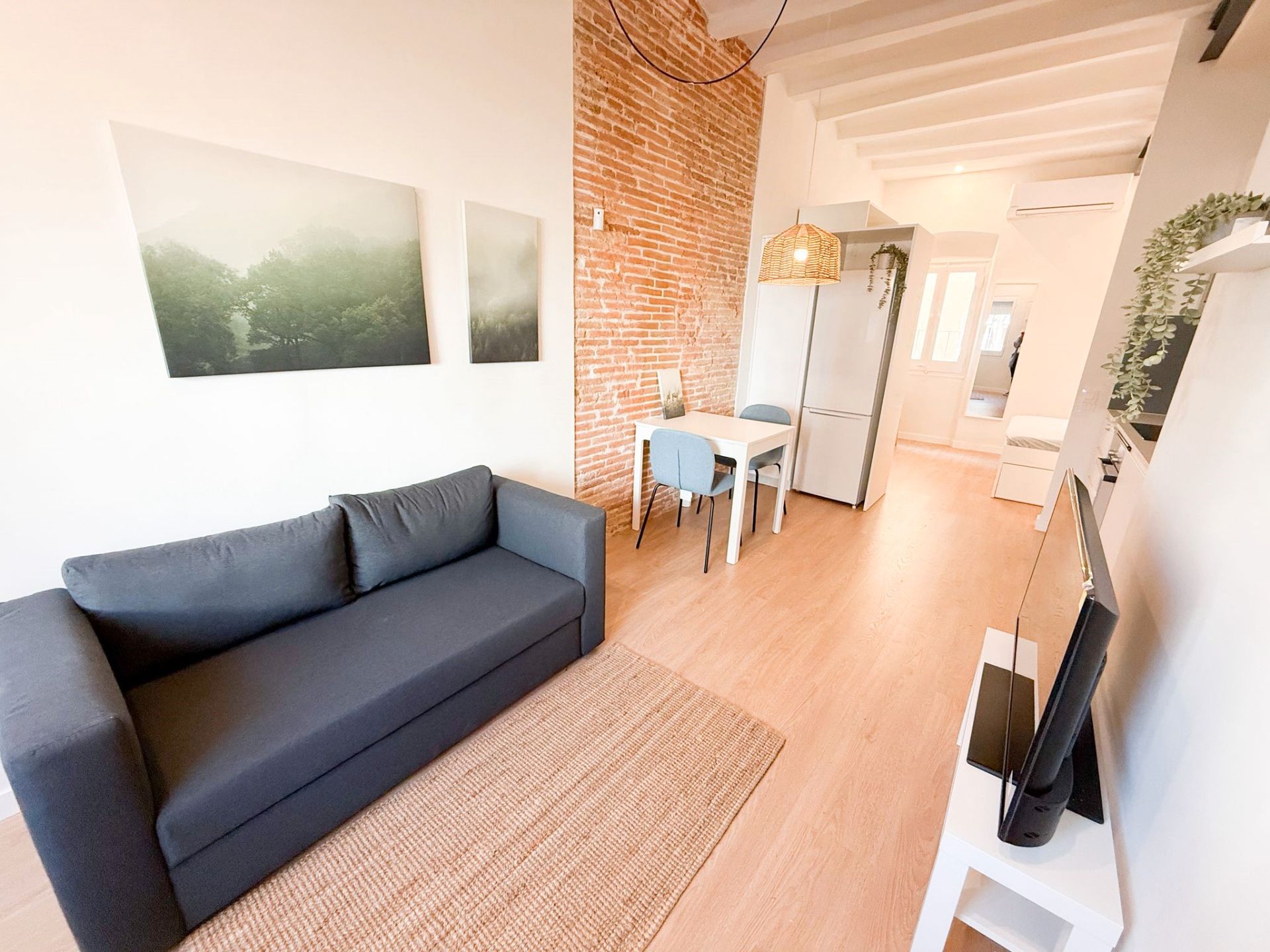Living room of Flat to rent in El Masnou  with Air Conditioner, Heating and Parquet flooring