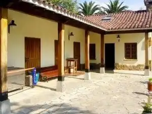 Casa o xalet en venda en Gijón  amb Jardí privat, Parquet i Terrassa