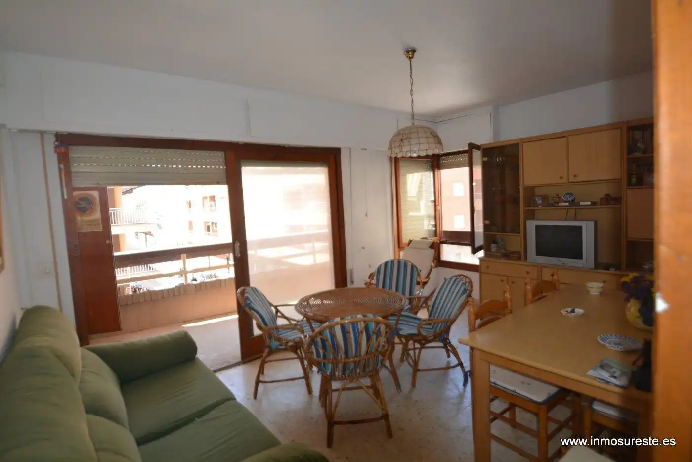 Sala d'estar de Pis en venda en Torrevieja amb Balcó