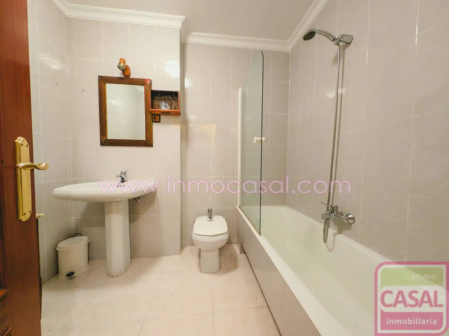 Baño de Casa o chalet en venta en León Capital  con Calefacción, Trastero y Amueblado