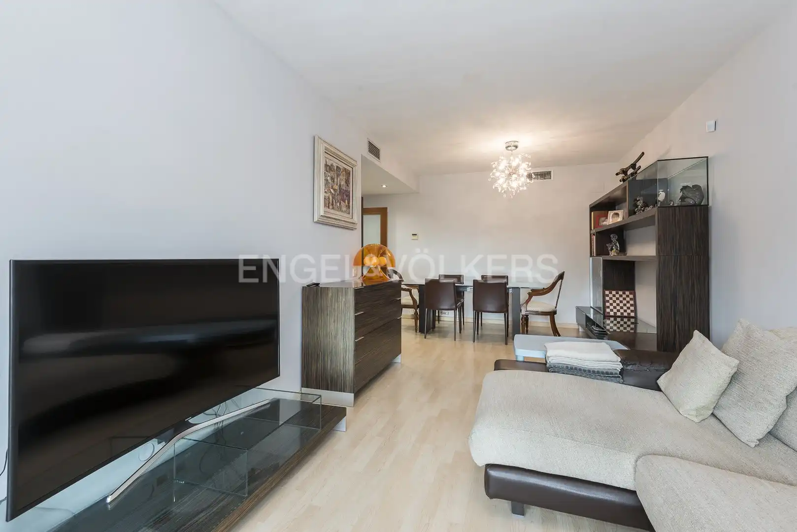 Living room of Flat for sale in Vilanova i la Geltrú  with Air Conditioner, Heating and Private garden