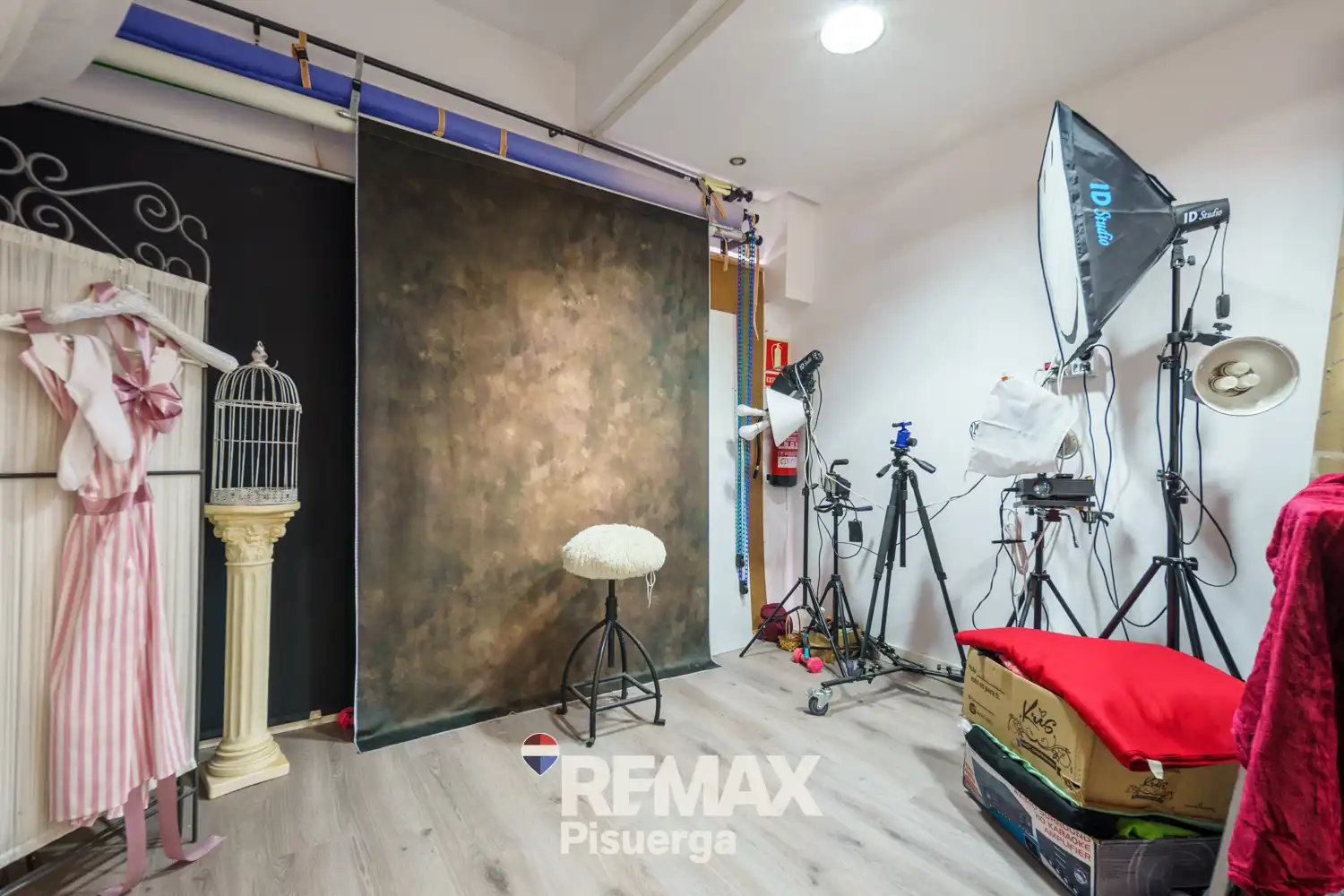 Ground floor for sale in Valladolid  with Storage room