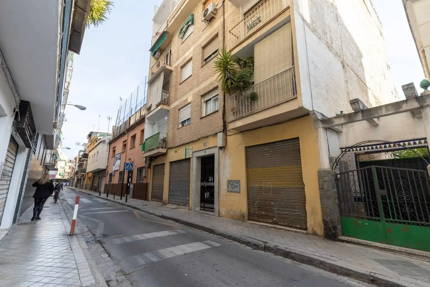 Vista exterior de Àtic en venda en Granada amb Aire condicionat, Terrassa i Balcó