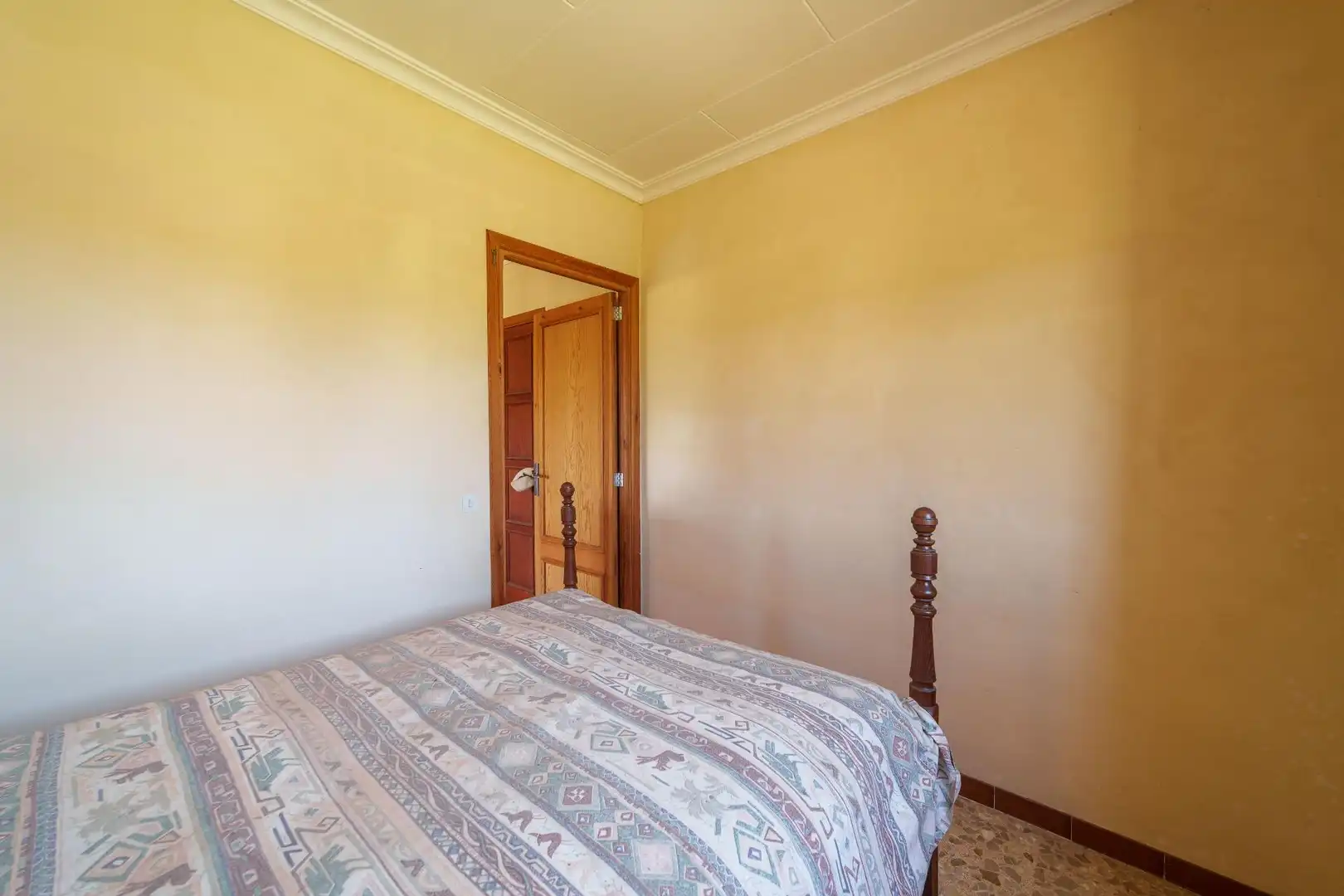 Habitación de Finca rústica en venta en Selva con Jardín privado, Terraza y Trastero