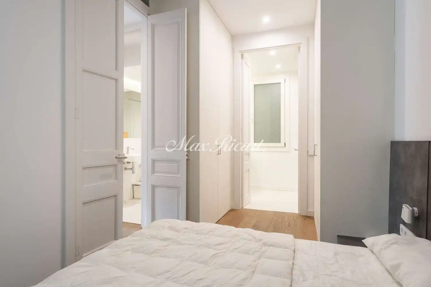 Schlafzimmer von Wohnung zur Miete in Barcelona mit Klimaanlage, Heizung und Terrasse
