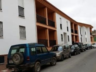Aparcament amb ascensor en venda a Santa Paula