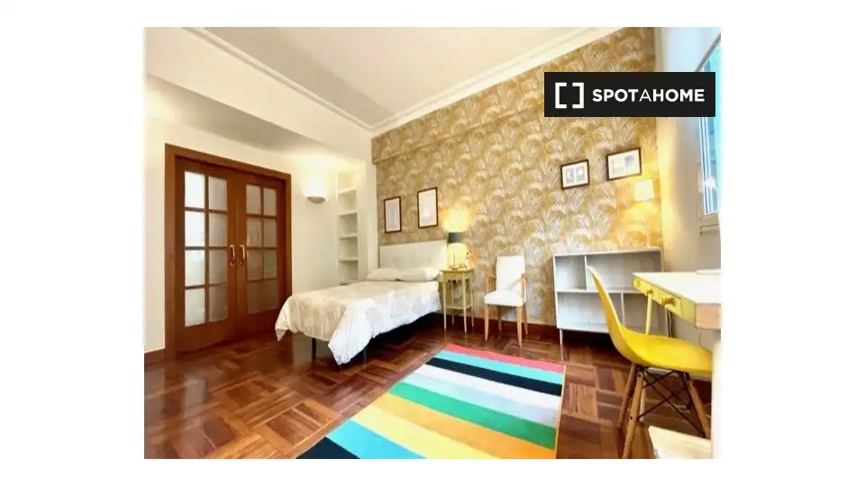 Habitación de Piso para compartir en Bilbao  con Aire acondicionado, Calefacción y Amueblado