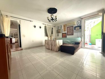 Wohnung mit Balkon zum Verkauf in Torre de la Reina