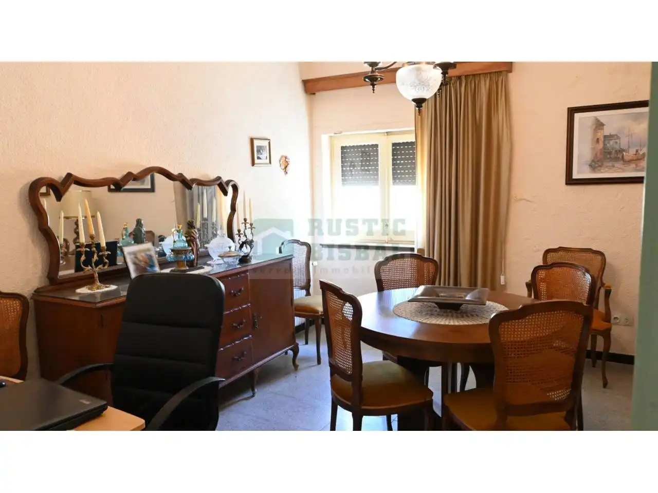 Comedor de Finca rústica en venta en La Bisbal d'Empordà con Calefacción y Jardín privado
