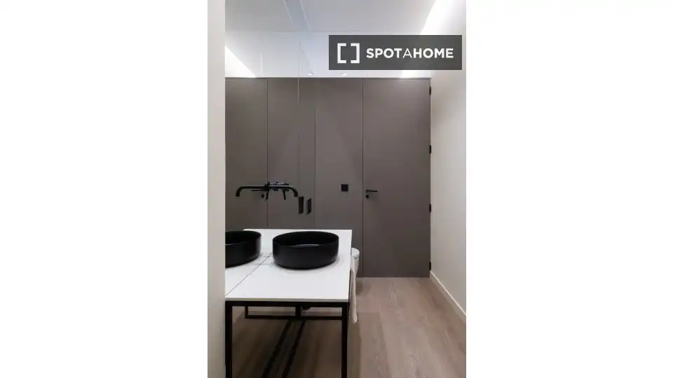 Baño de Piso de alquiler en Catarroja con Aire acondicionado, Calefacción y Amueblado