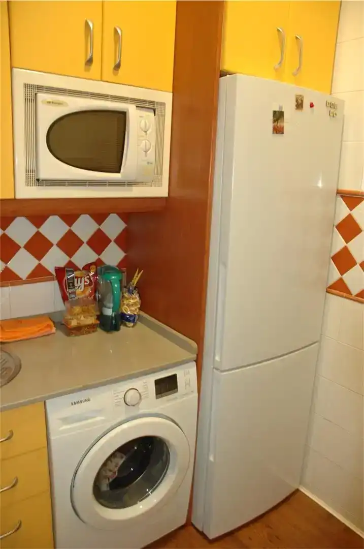 Küche von Wohnungen zur Miete in  Cádiz Capital