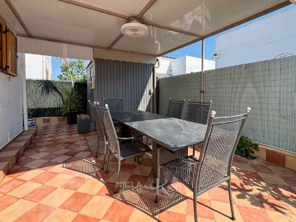 Casa o chalet en venta en Avenida Ciudad De Castellon(Playa, Vera Playa Naturista