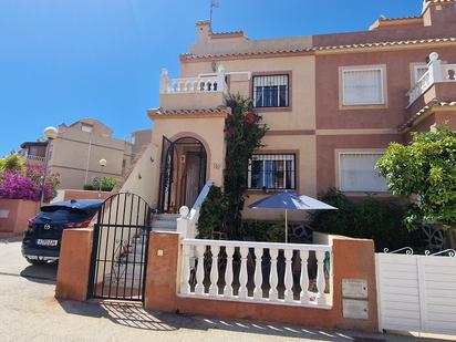 Exterior view of Single-family semi-detached for sale in Santa Pola  with Air Conditioner and Terrace