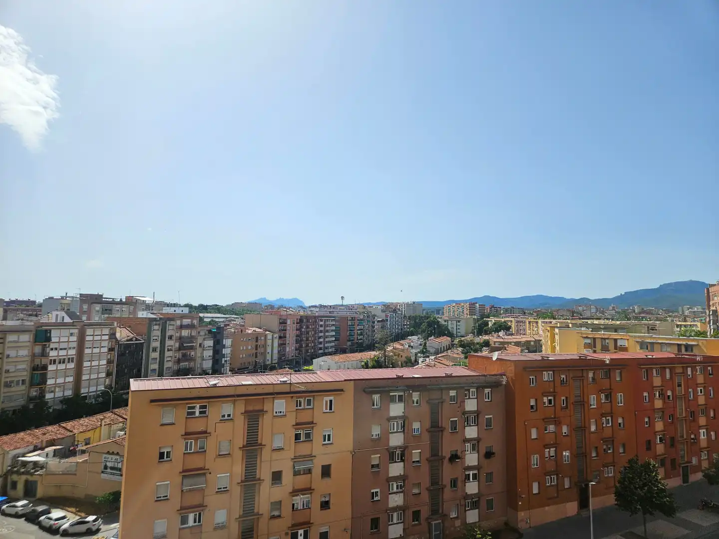 Vista exterior de Pis en venda en Sabadell amb Aire condicionat, Calefacció i Forn