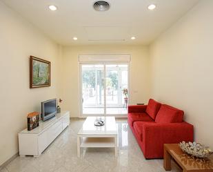 Living room of Flat to rent in Girona Capital  with Air Conditioner and Terrace