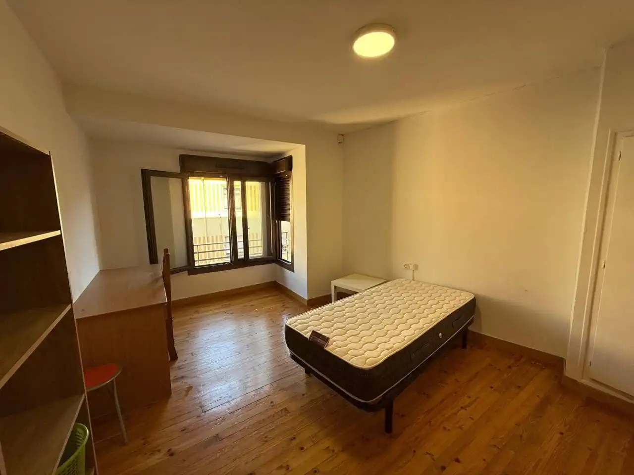 Schlafzimmer von Wohnung zum Verkauf in León Capital  mit Heizung, Parkett und Terrasse