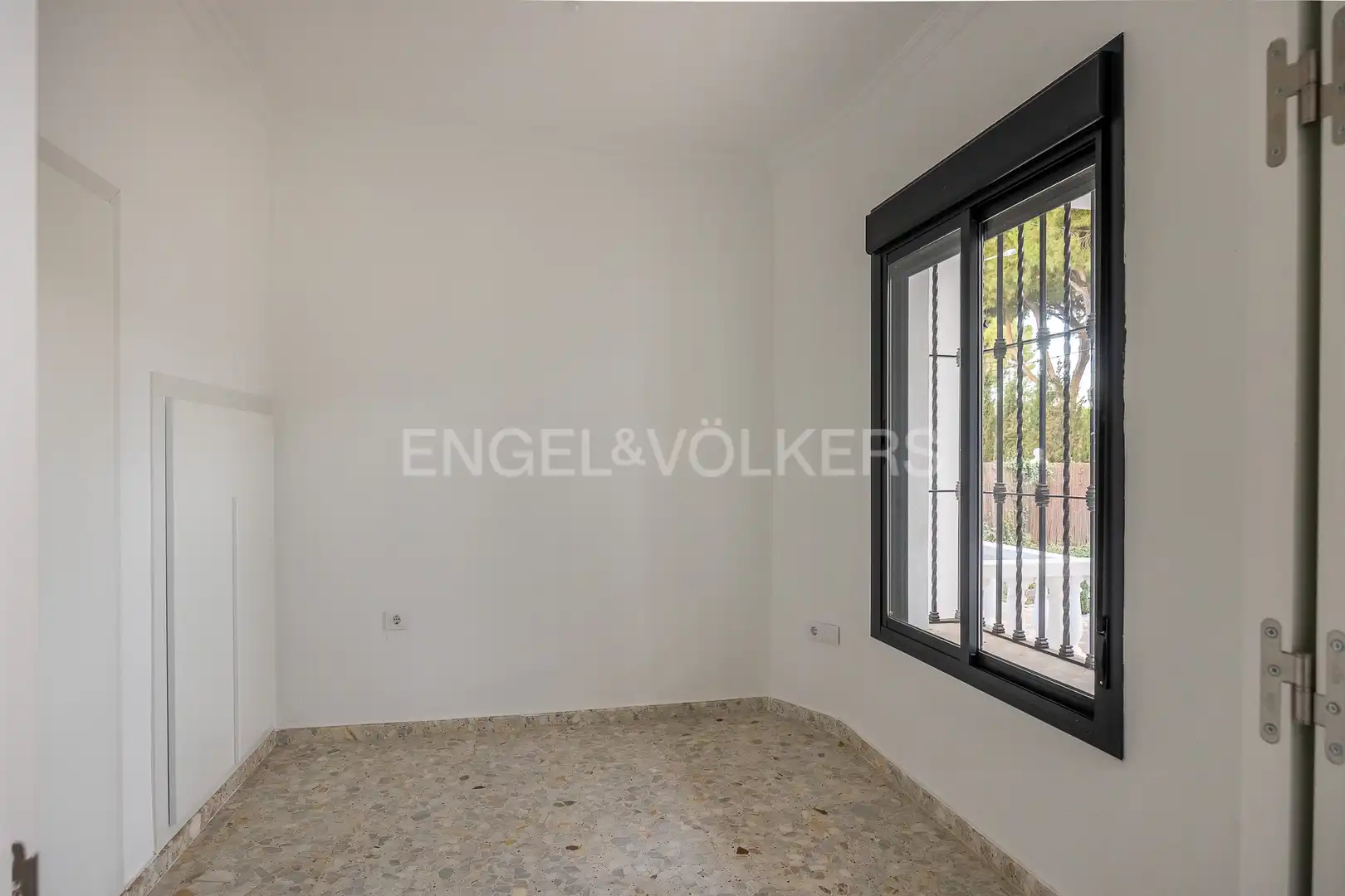 Casa o xalet en venda en Alcalá de Guadaira amb Calefacció, Jardí privat i Terrassa